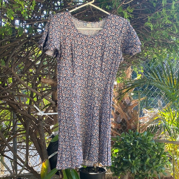 Rampage Dresses & Skirts - Vintage Rampage Floral Short Sleeve Dress